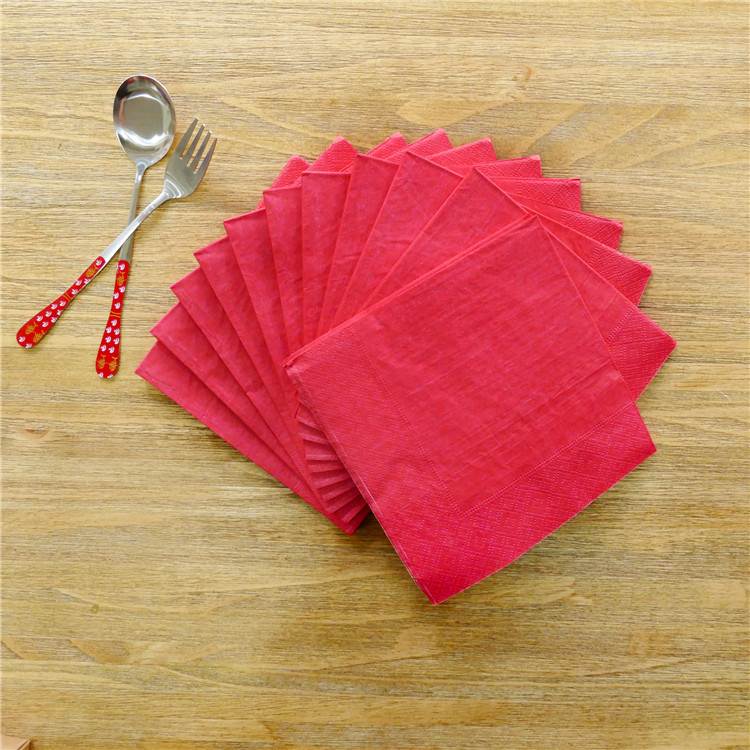 Как красиво сложить бумажные салфетки: варианты сервировки в салфетницу и в стакан