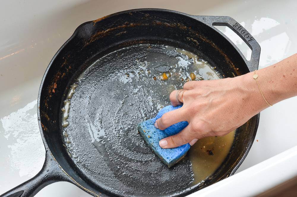 Как очистить сковородку - 90 фото вариантов очистки сковородок из различных материалов