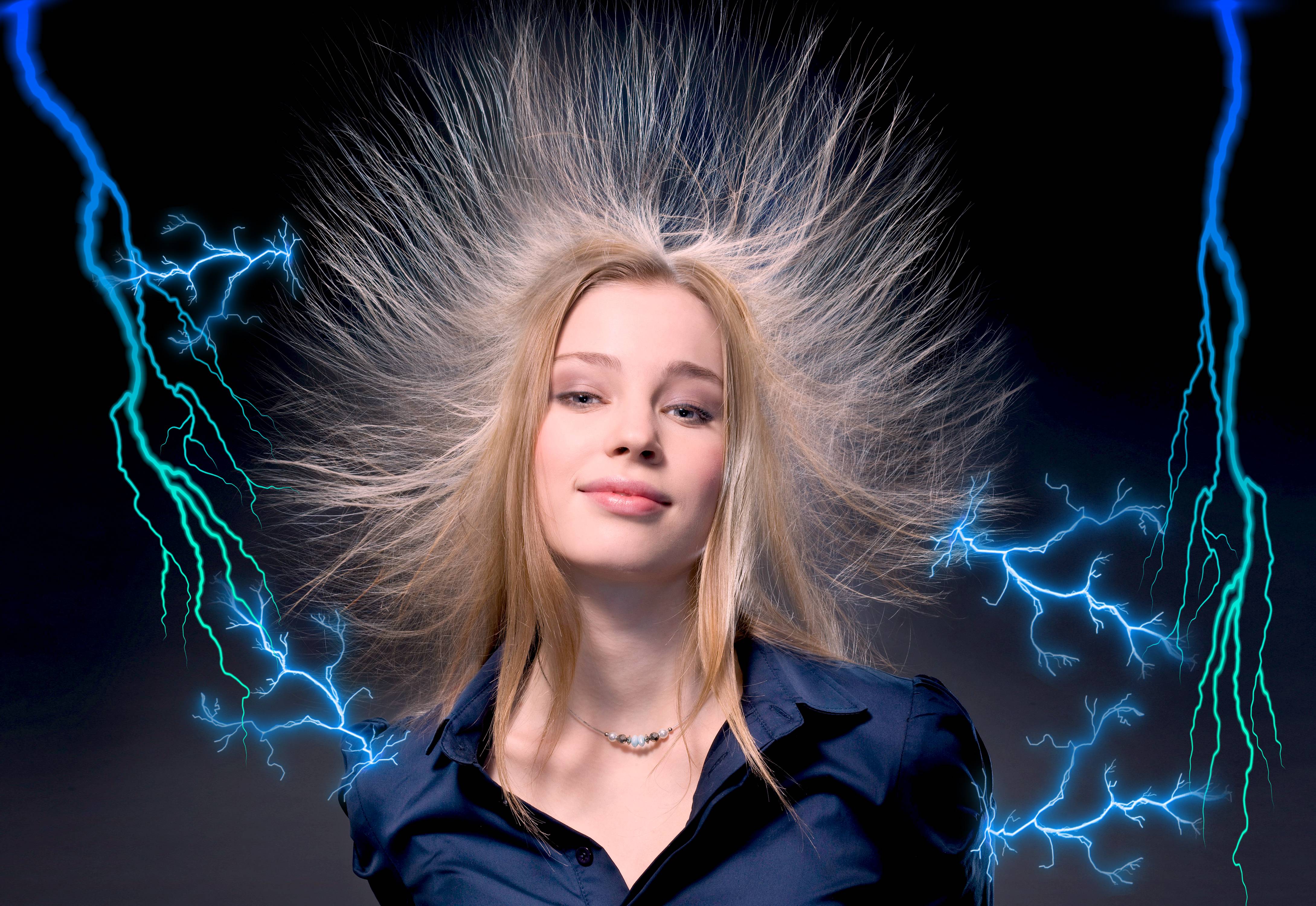 Как снять статическое электричество с одежды без антистатика?