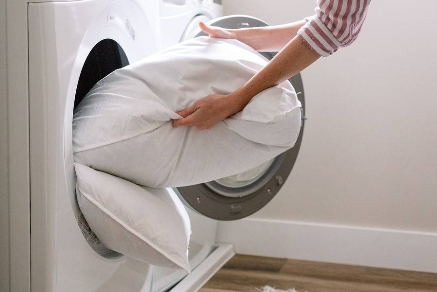 Как постирать подушку из пера в домашних условиях в стиральной машине
