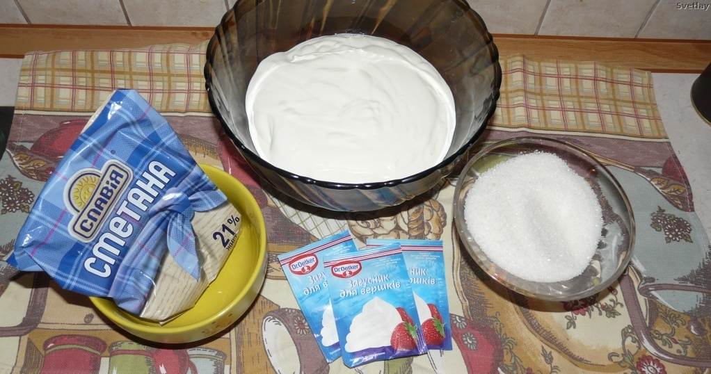 Как приготовить крем для торта из сметаны и сгущенного молока