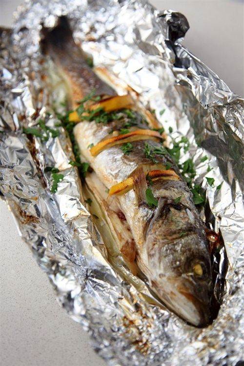 Рыба в духовке в фольге  — рецепты приготовления с овощами