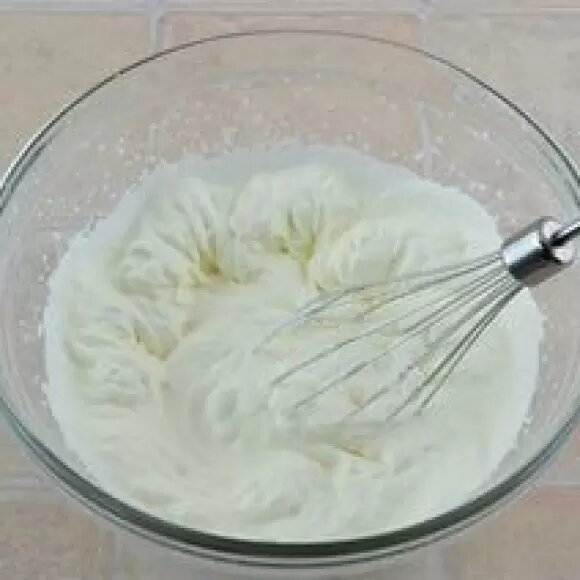 Сметанный крем в блендере. как сделать сметанный крем густым для торта. классический из сметаны и сахара
