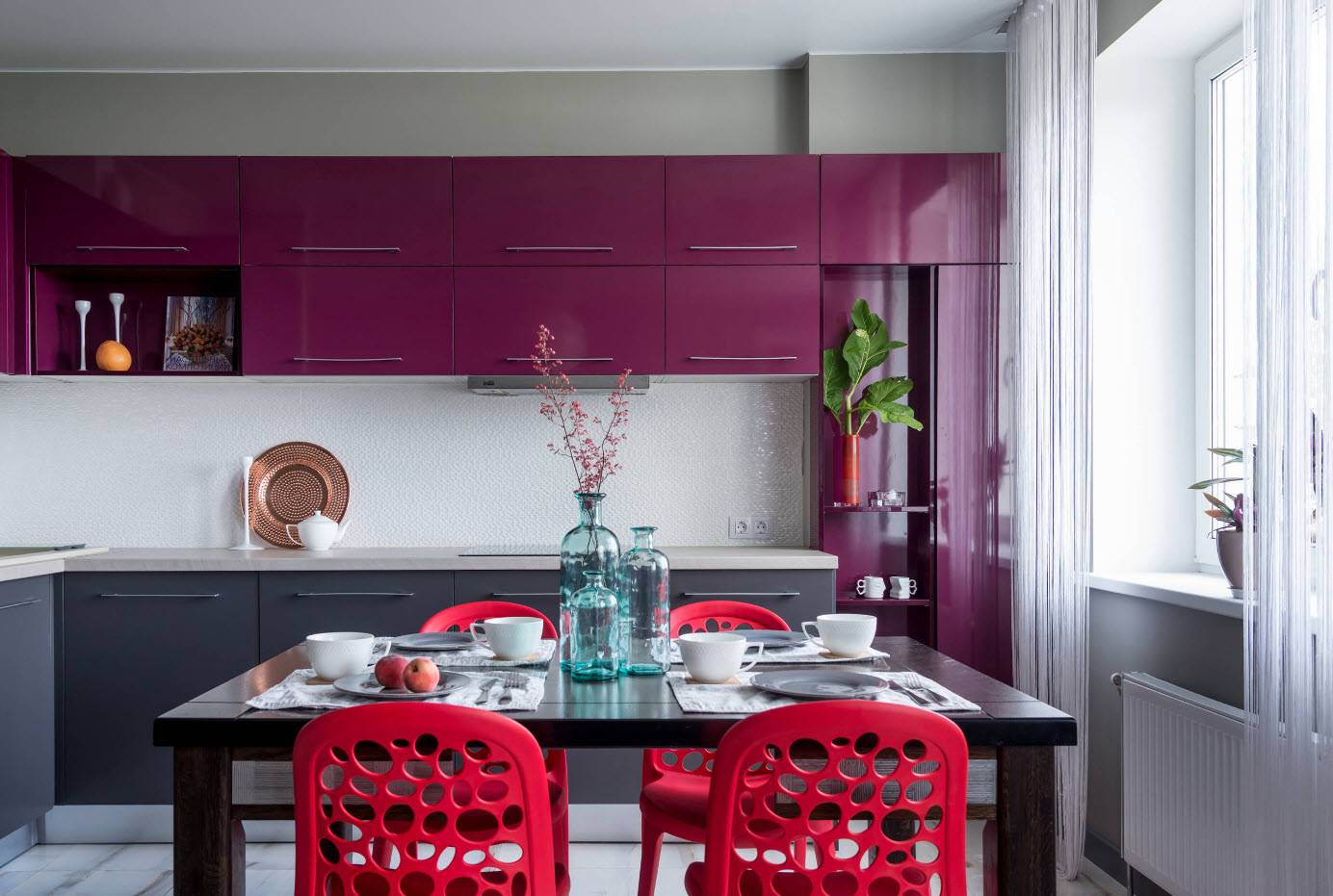 Дизайн кухни в красном цвете: реальные фото примеры