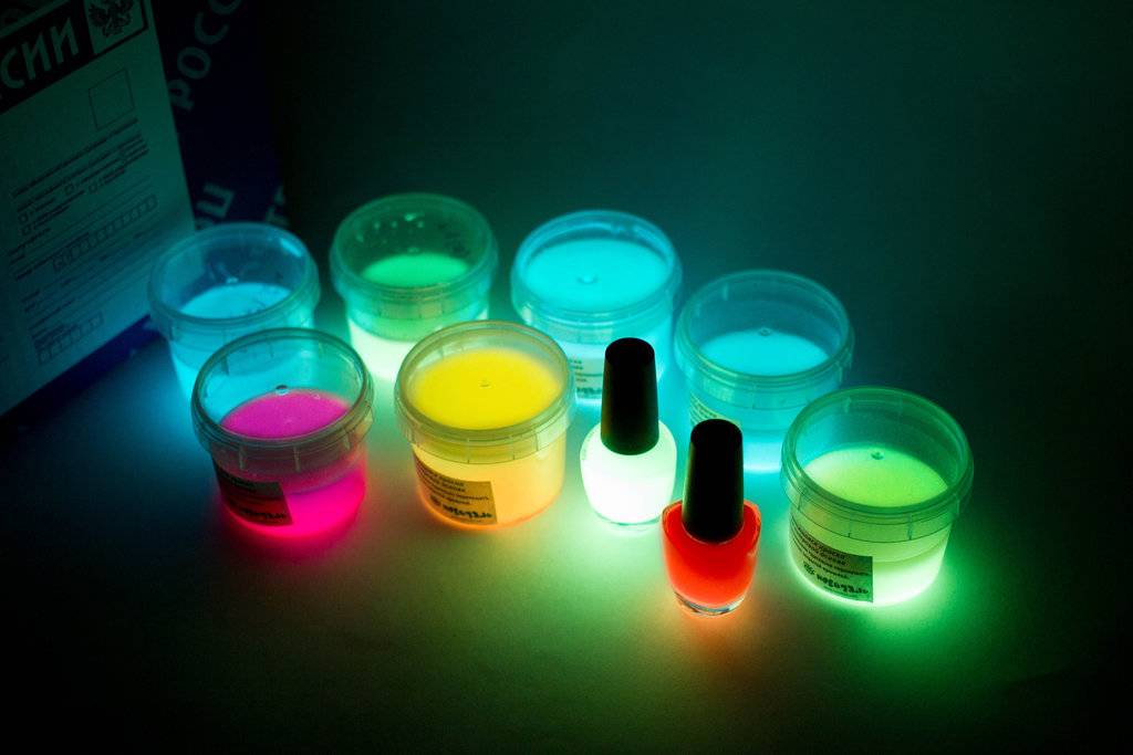 Флуоресцентная краска: что это такое и как применять
