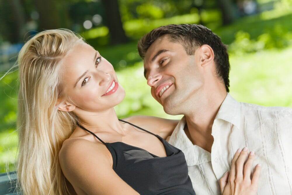 Советы и психологические приемы, чтобы влюбить в себя женатого мужчину