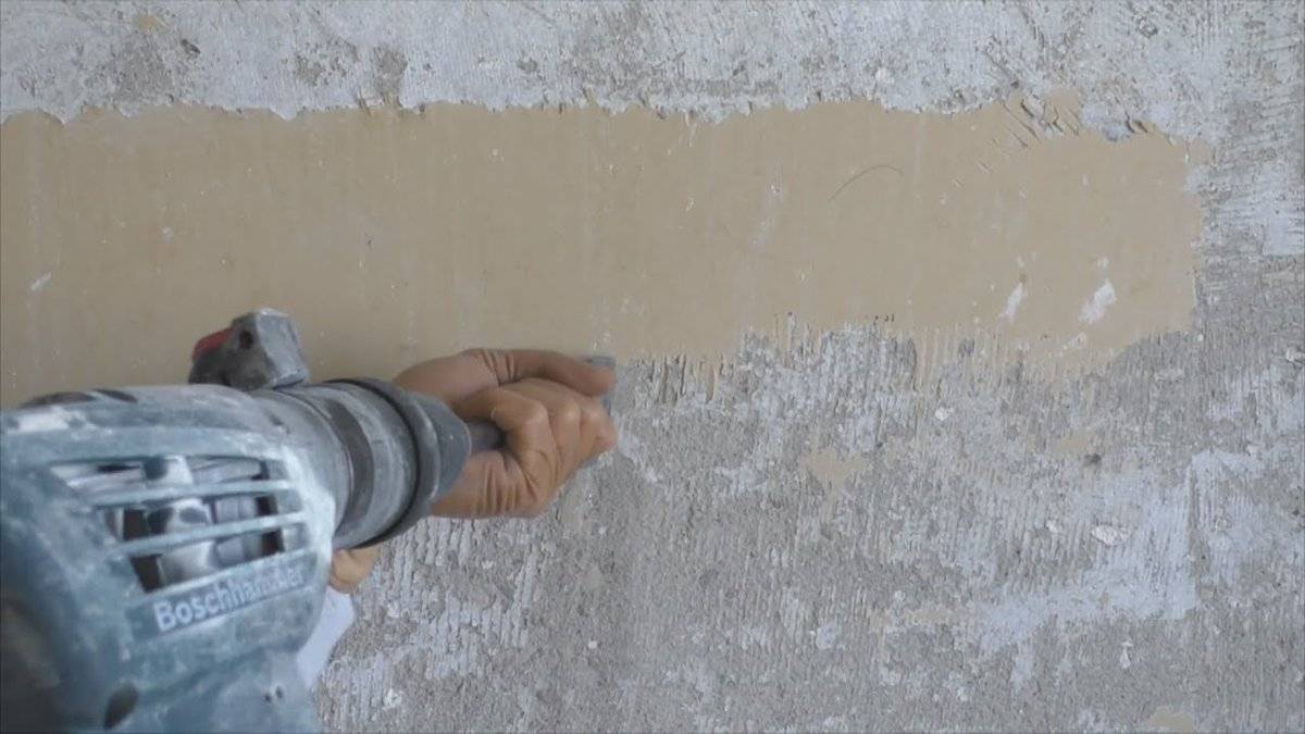 Как убрать штукатурку: каким образом быстро удалить краску, старый гипсовый или цементный слой с кирпичных и иных стен, что делать, если упала на натяжной потолок?