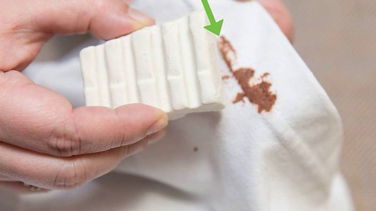 Как отстирать шоколад с одежды — простые способы, выбираем средства для свжих и застаревших пятен