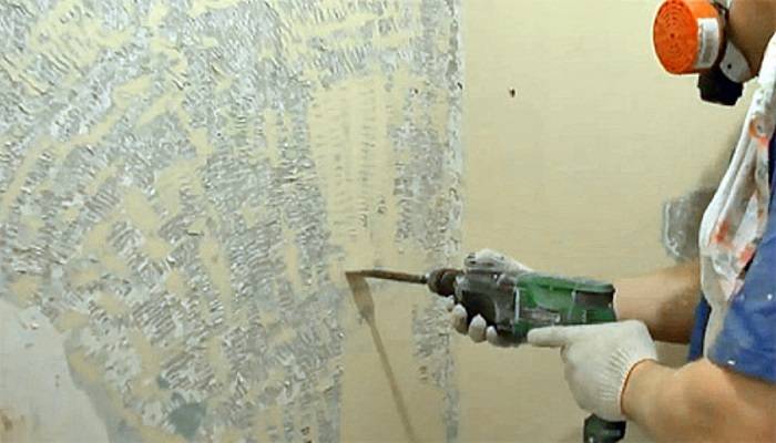 Чем и как отмыть акриловую краску со стен без следа