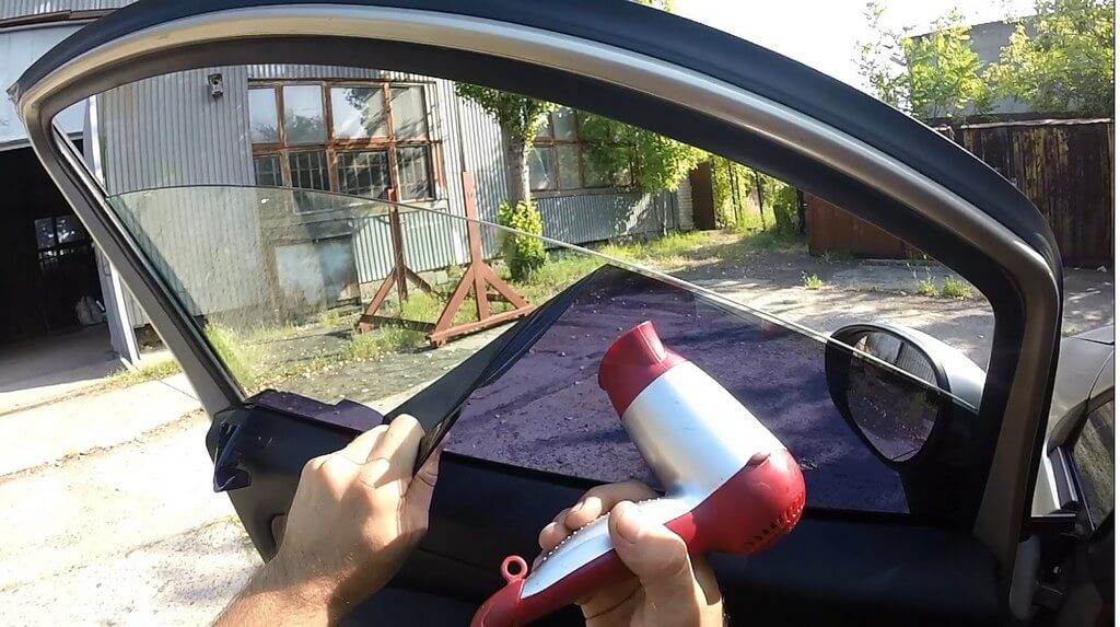 Тонировочная пленка на окна от солнца: как поклеить своими руками - строительство и ремонт