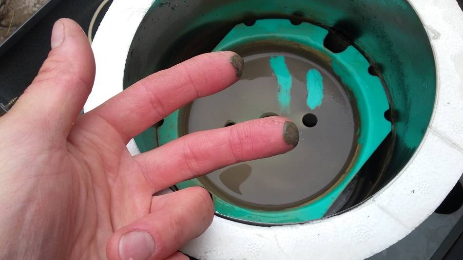 Как самостоятельно почистить кулер для воды