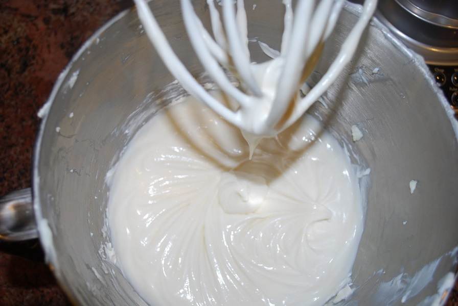 Как приготовить крем из сметаны с сахаром - пошаговые рецепты с фото