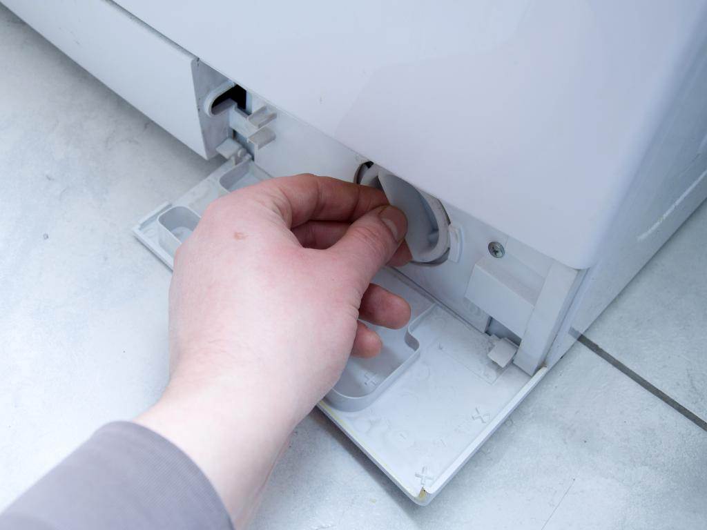 Как почистить стиральную машинку от накипи в домашних условиях