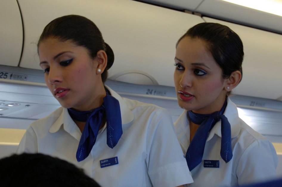Как стать стюардессой? где учиться на стюардессу? как стать стюардессой "аэрофлота"?
