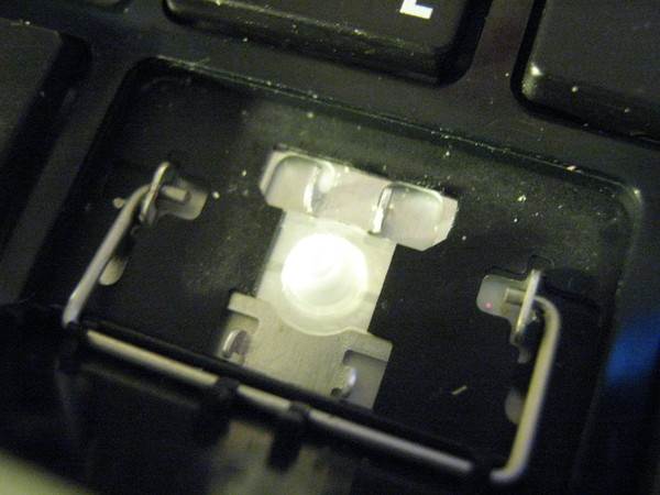Как починить клавиатуру на ноутбуке: самостоятельный ремонт шлейфа и кнопок клавиатуры ноутбука