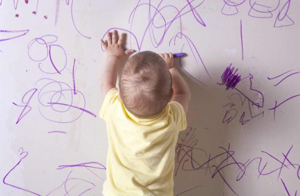 Как выбрать обои для рисования в детскую комнату и не только: виды и обзор +видео