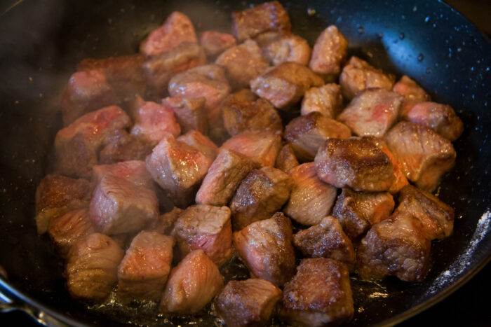 Вкусные рецепты жареной свинины на сковороде или как пожарить свинину правильно