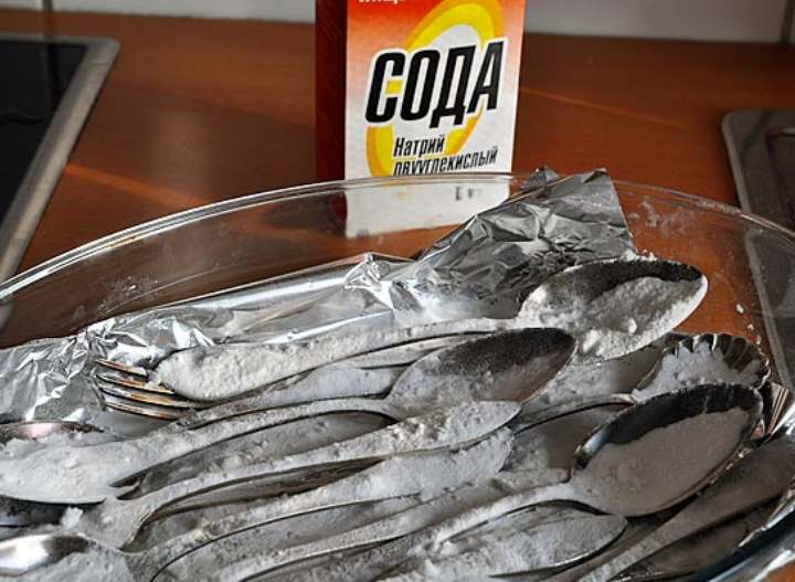 Топ-15 лучших способов, как почистить серебряные ложки и столовое серебро в домашних условиях от черноты быстро и эффективно