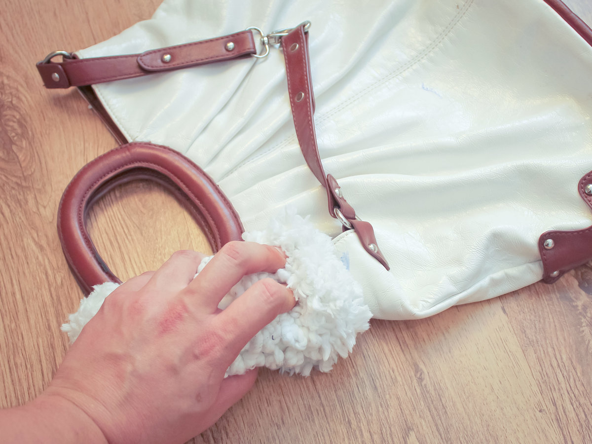 Как постирать кожаную сумку: надёжные методы очищения кожаных сумок art-textil.ru