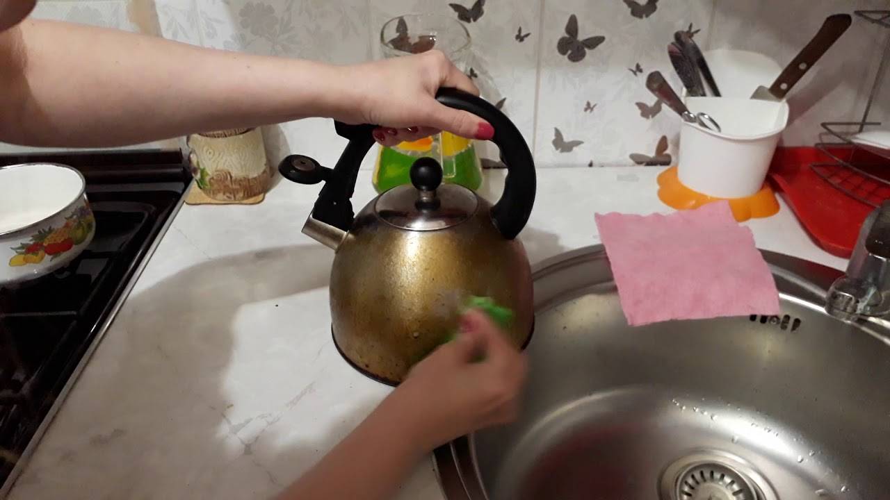 Как отмыть чайник от жира и нагара снаружи в домашних условиях