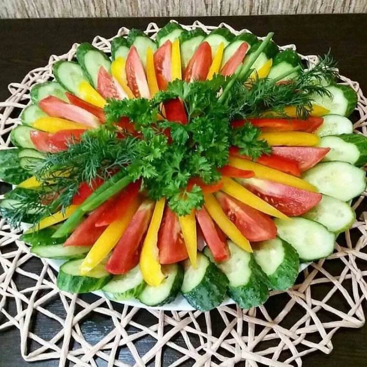 Самые красивые идеи оформления овощной нарезки на праздничный стол