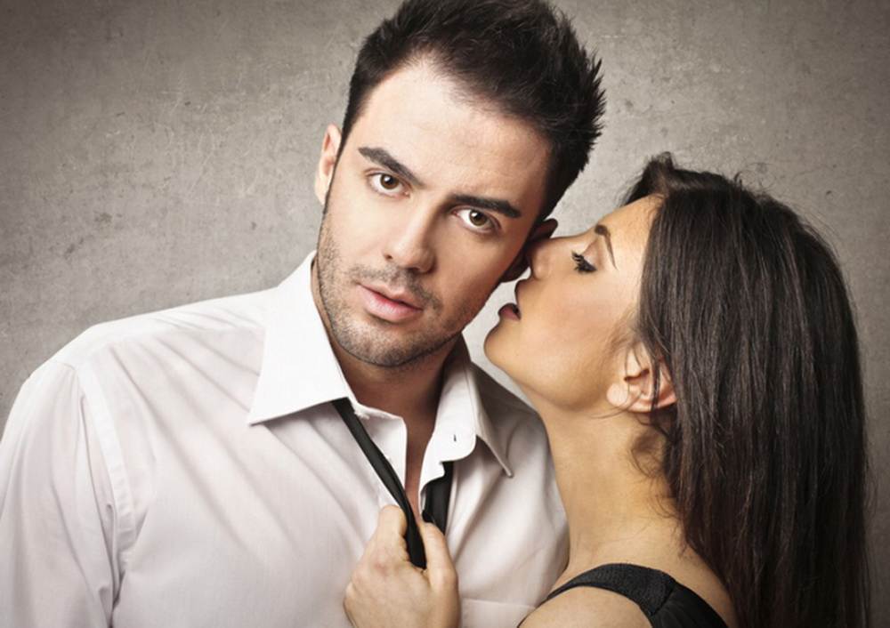 Как соблазнить мужчину правильно: 12 способов заставить его думать о тебе постоянно :: инфониак