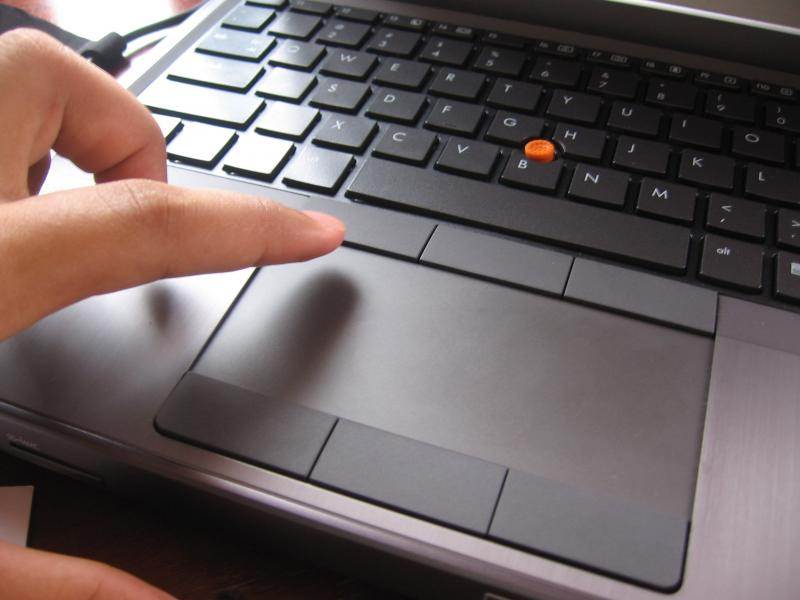 Не работает тачпад на ноутбуке: как оживить курсор?