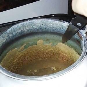 Как очистить эмалированный чайник от накипи