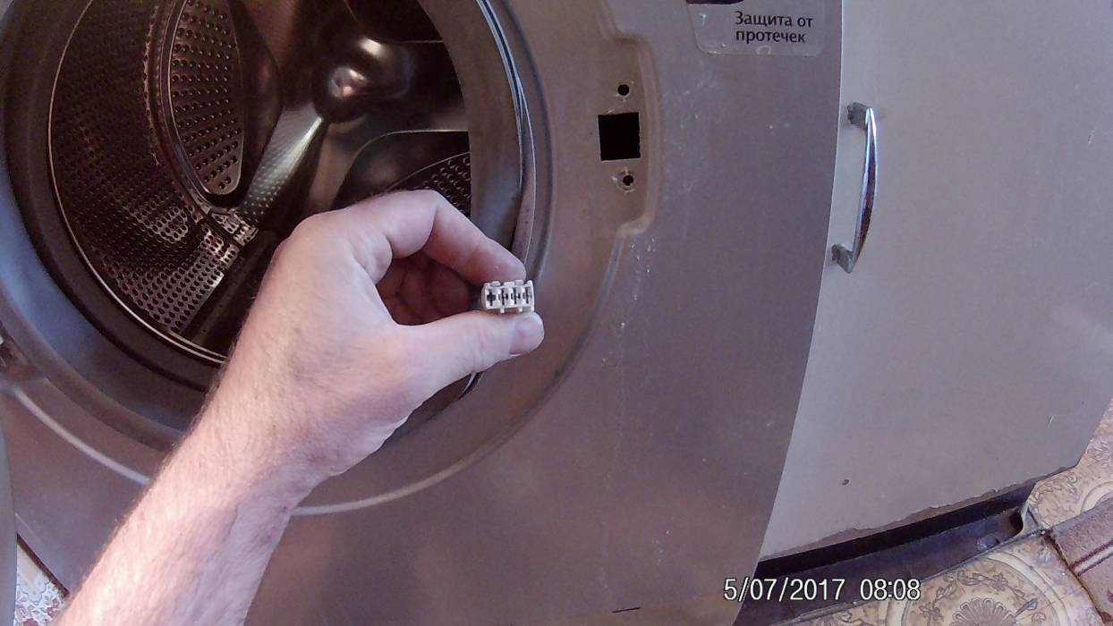 Дверь стиральной машины samsung