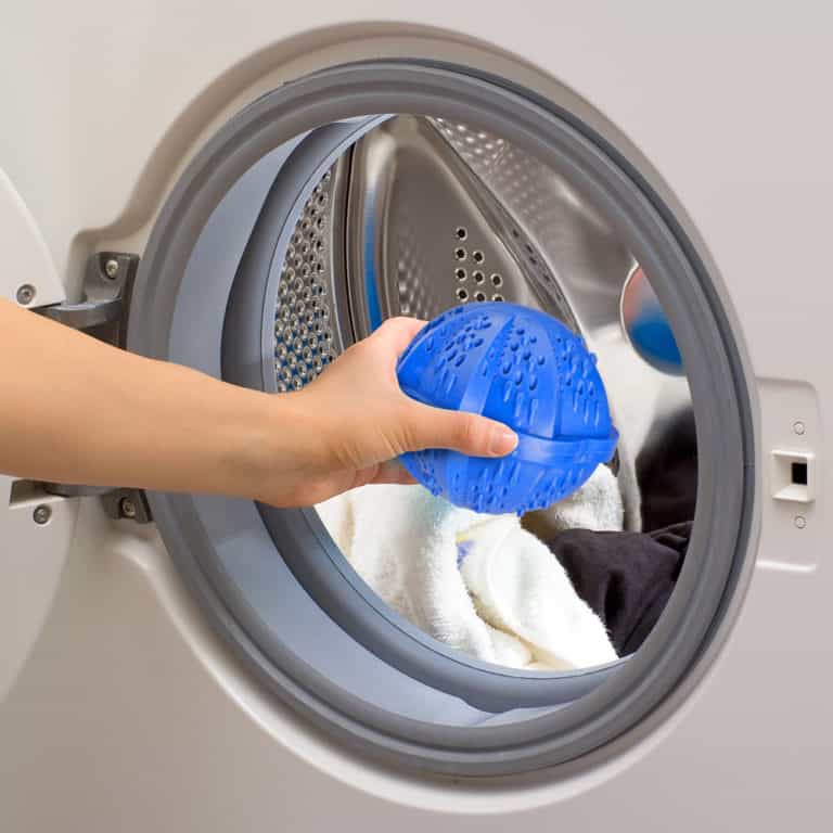 Правила использования хозяйственного мыла для стирки в машинке автомат