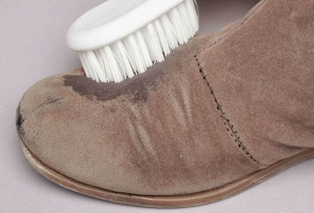 Как мыть замшевую обувь в домашних условиях, как постирать замшевые кроссовки и сапоги: объясняем досконально