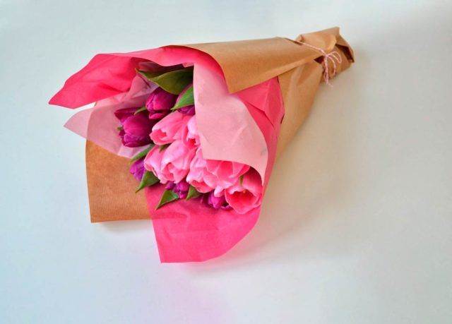 Как упаковать цветы: виды букетов, способы оформления, пошаговая инструкция упаковки