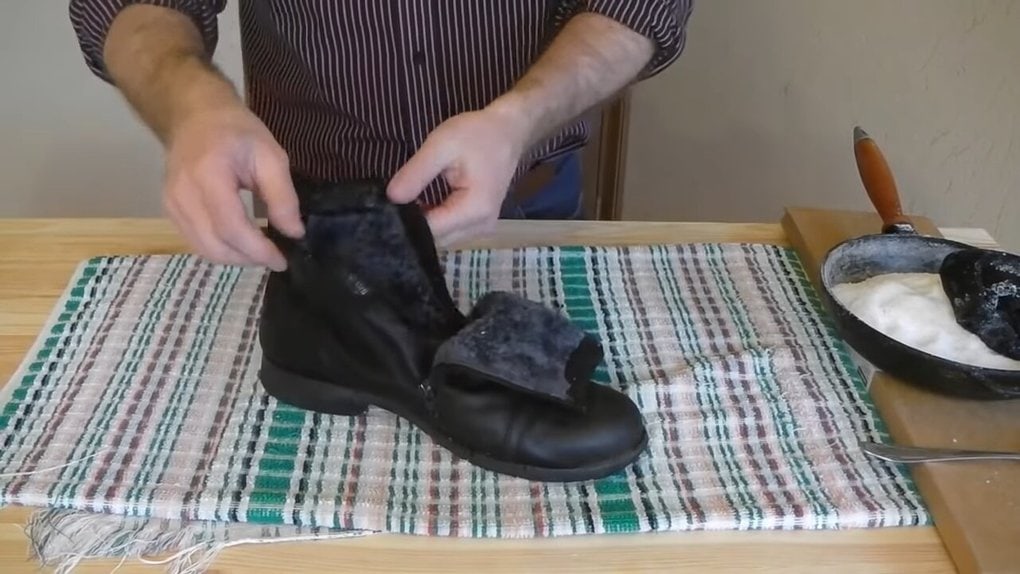 Как быстро высушить кроссовки после стирки: советы