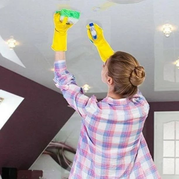 Как мыть натяжные потолки в домашних условиях без разводов, в том числе с глянцевой поверхностью, правильный уход за ними