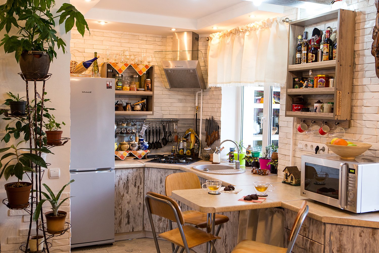 5 приемов обустройства маленькой кухни, которые превратят ее в функциональную зону