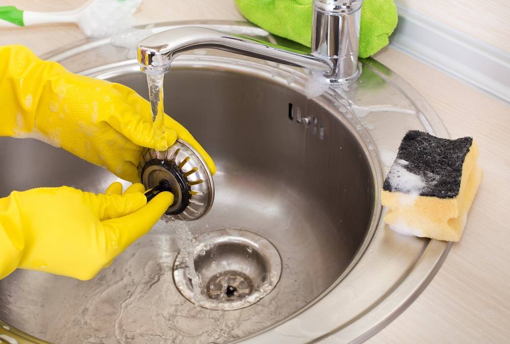 ТОП 12 средств, устраняющих запах из раковины на кухне в домашних условиях