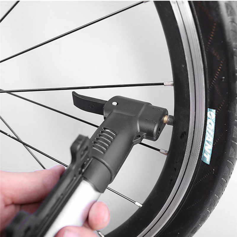 Как накачать колесо велосипеда