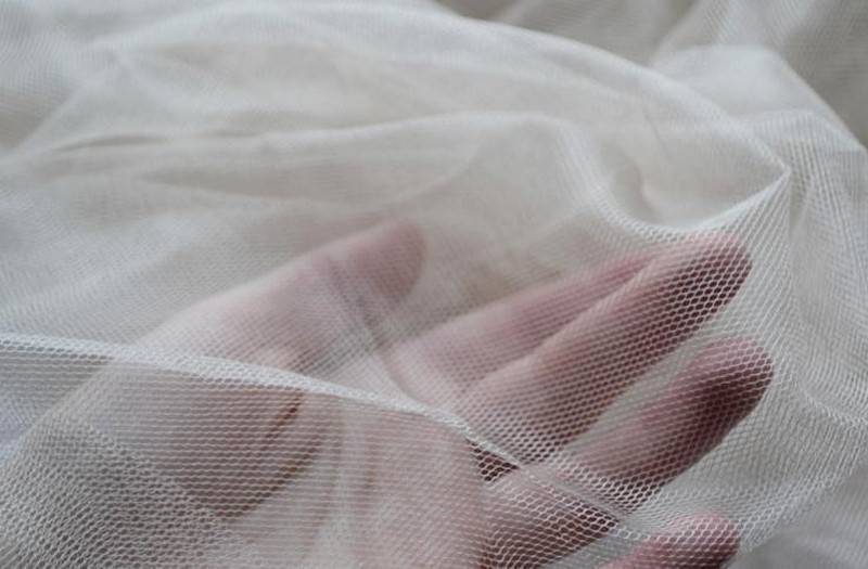 Как правильно гладить тюль из органзы и как стирать, чтоб не гладить
