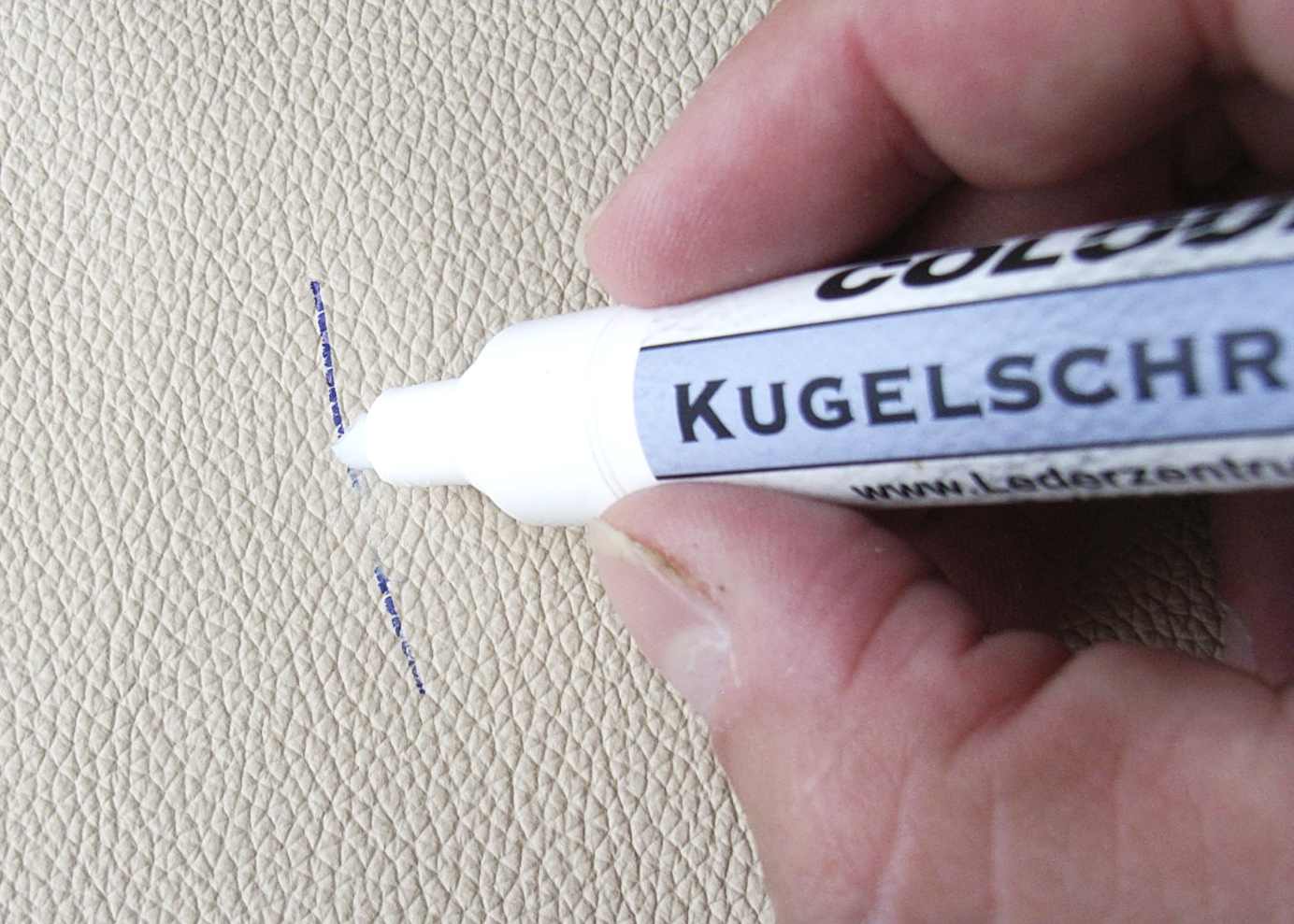 Чем оттереть ручку с обоев в зависимости от материала, средства для очистки и методы