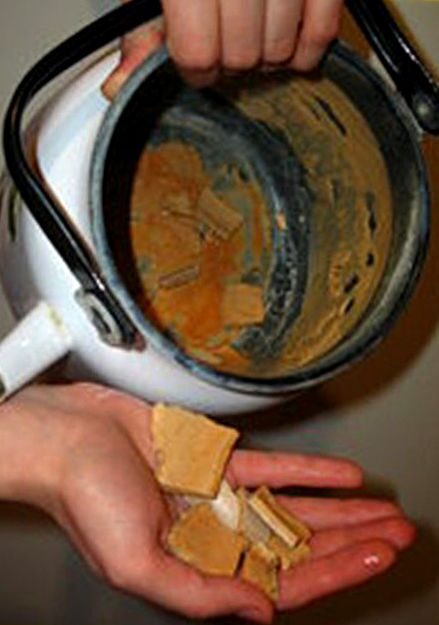 Как очистить эмалированный чайник от сильной накипи - средства и способы
