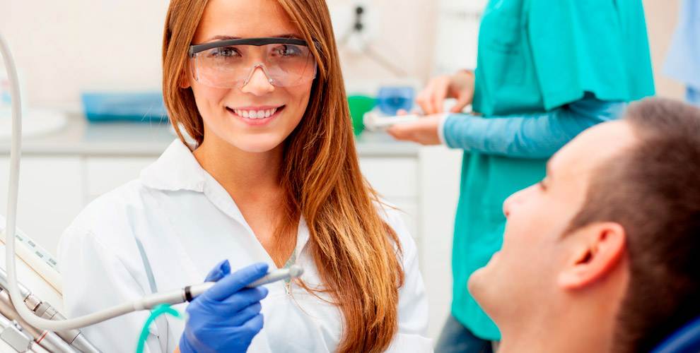 Сколько времени и где учиться на стоматолога