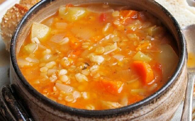Суп с перловкой – приготовление требует души: рецепт с фото и видео