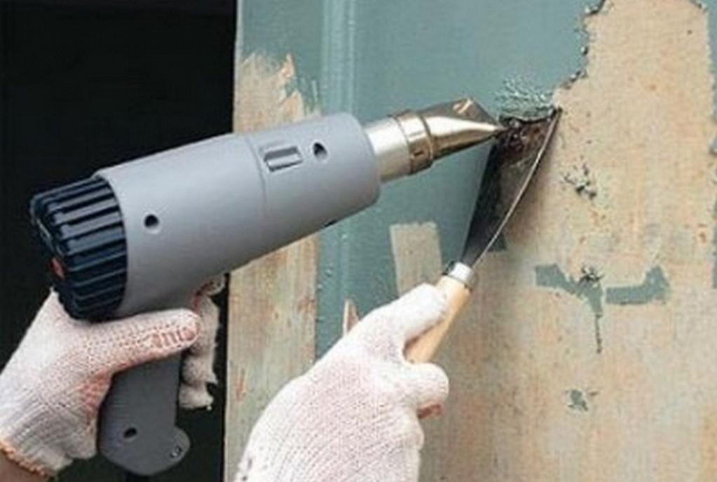 Как удалить старую масляную краску со стен: выбор способа удаления, инструменты, механический, термический и химический способы