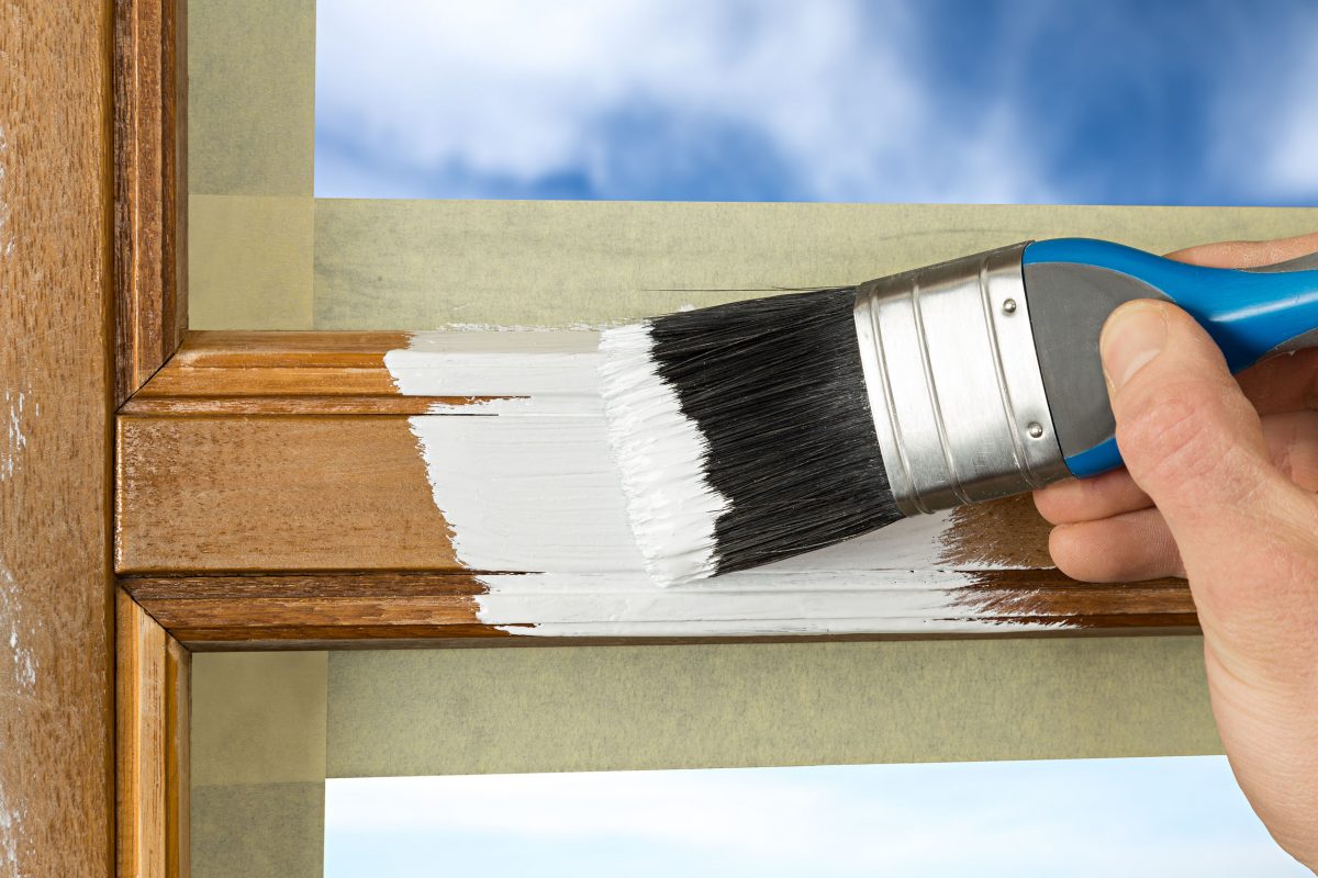 Как и чем можно покрасить окна ПВХ своими руками в домашних условиях