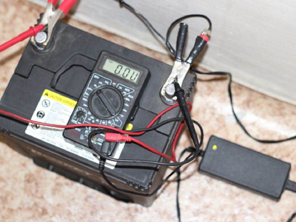 Требуется ли заряжать новый аккумулятор после покупки? | auto-gl.ru