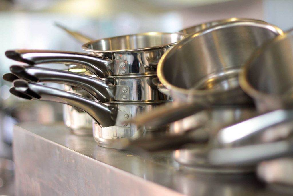 Как очистить нержавейку — средства и способы полировки и эффективной очистки нержавеющей посуды и изделий (125 фото)