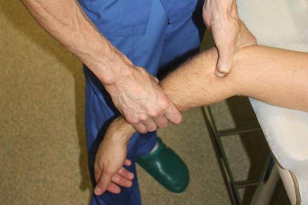 Локтевой сустав – болезни, распространенные проблемы и их лечение