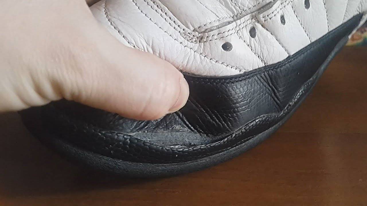 Как правильно зашить кроссовок