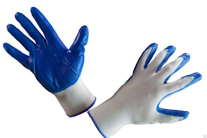 Чем отличаются латексные и нитриловые перчатки?