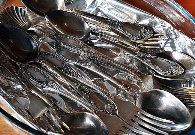 Как чистить посуду из мельхиора в домашних условиях